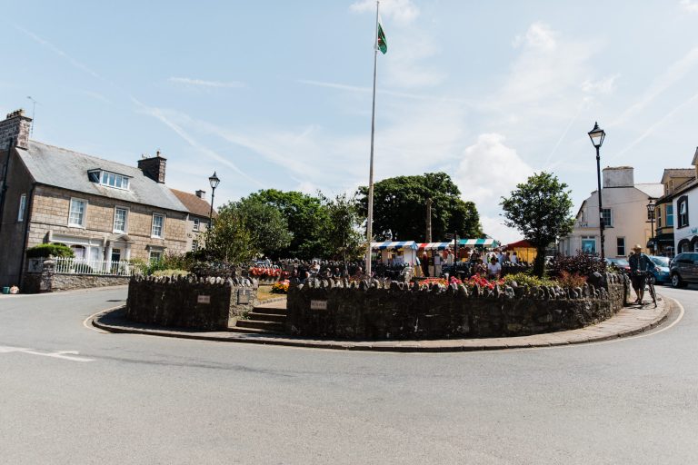 St Davids Cross Square Market