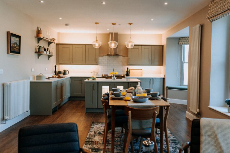 St-Davids-Cathedral-House-dining-area-2