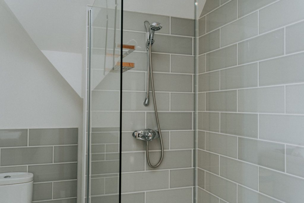 The Beacon Solva Shared Bathroom 2