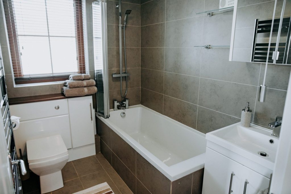 Ty Mynach St Davids Bathroom