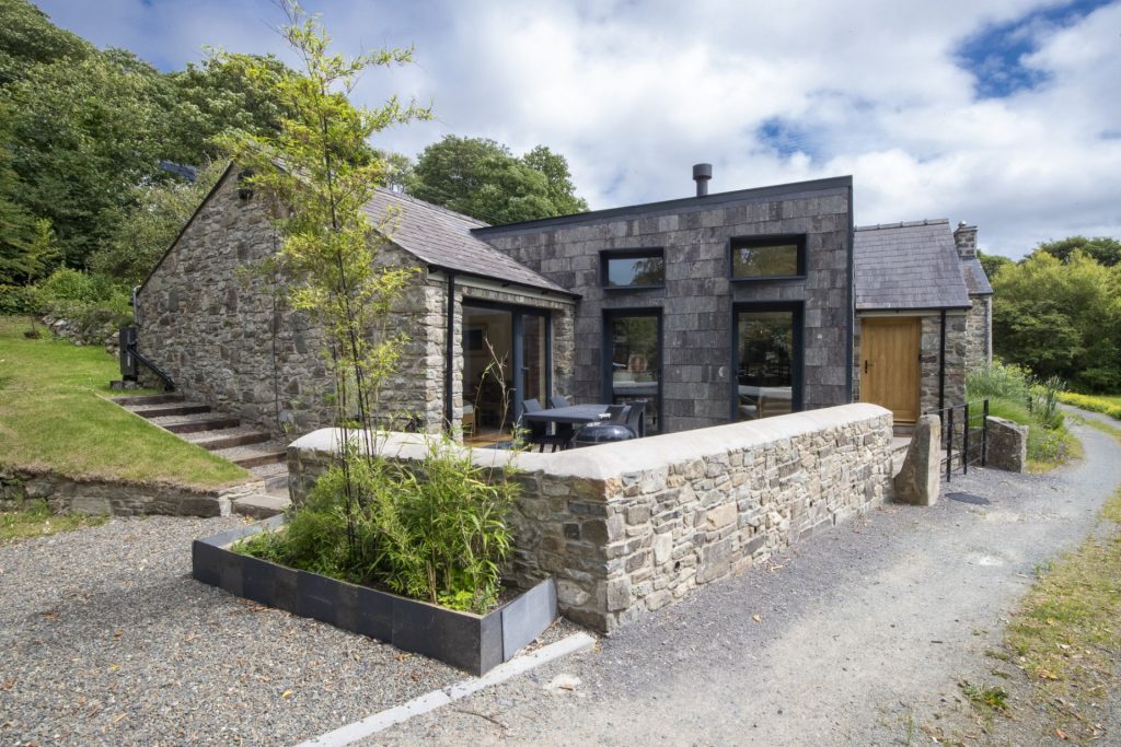 Mill Lodge Solva Exterior