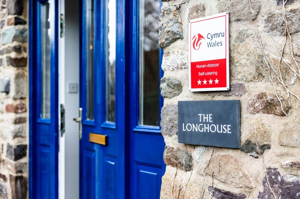 The Longhouse image