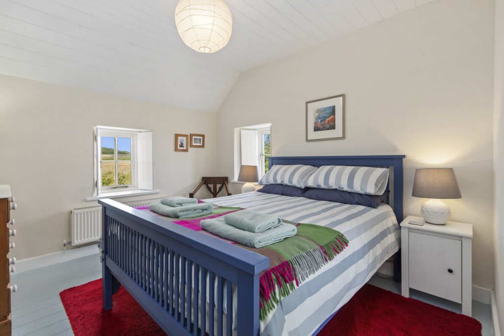 Summer Cottage Main Bedroom 2