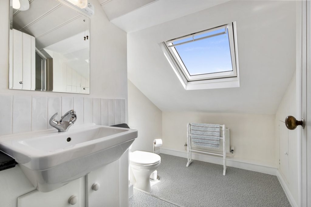 Summer Cottage Twin Ensuite