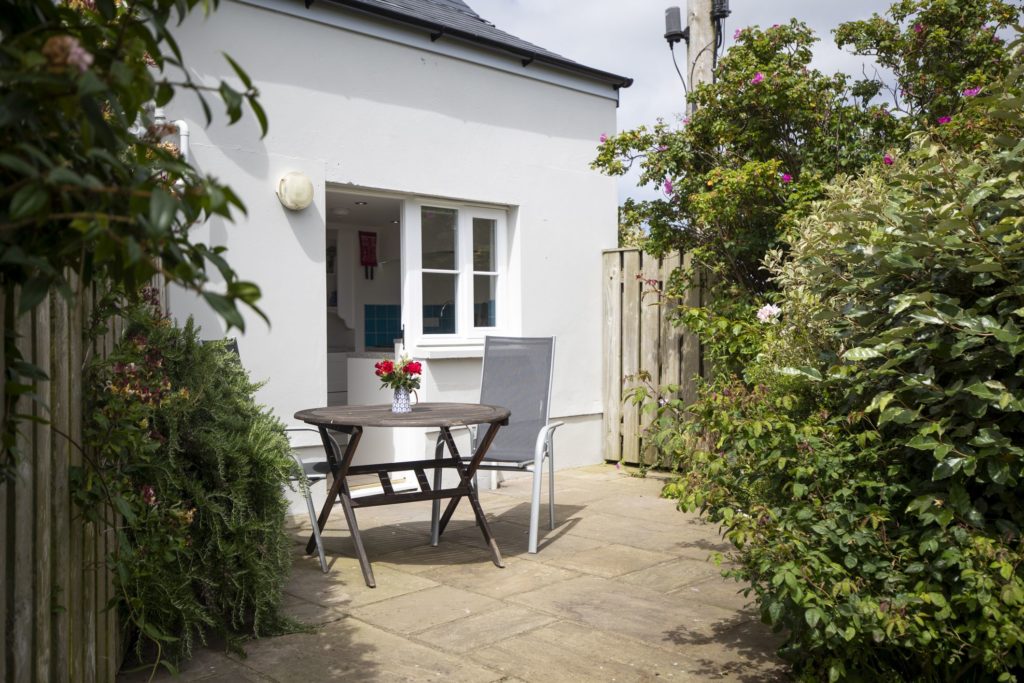 Summer Cottage image