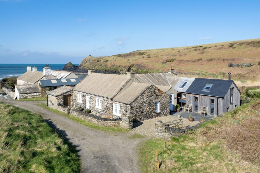 The Villa Abereiddy Exterior 3