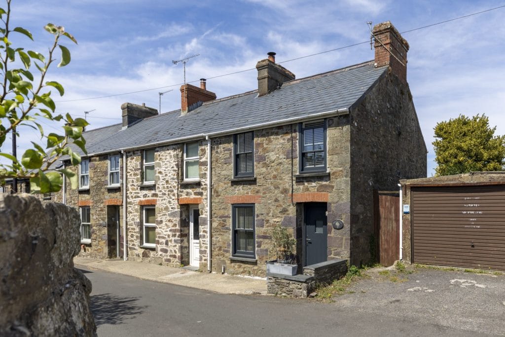 Lemon Tree Cottage image