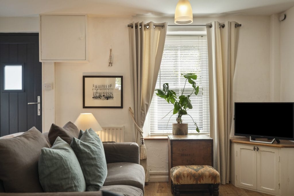 Lemon Tree Cottage image